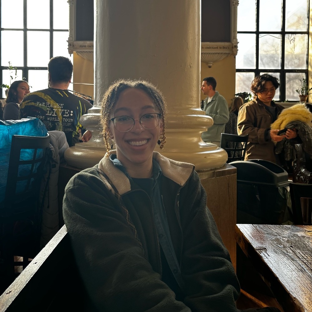 Meet your Posher, Brittney